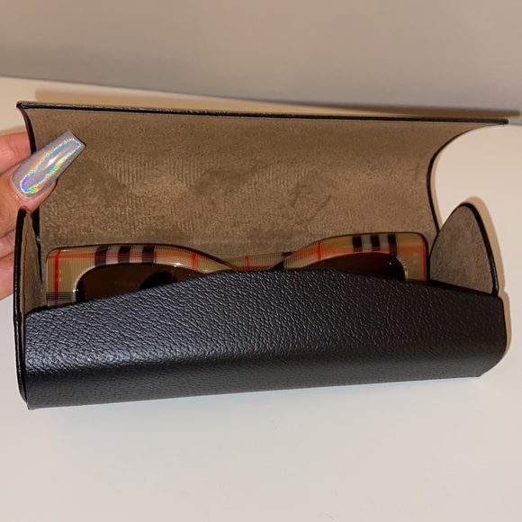 Butterfly Cat Eye in Vintage Check & Brown - Picture 9 of 11